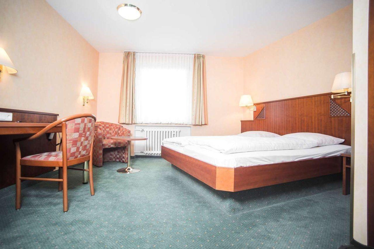 Hotel Wartburg Stuttgart Buitenkant foto