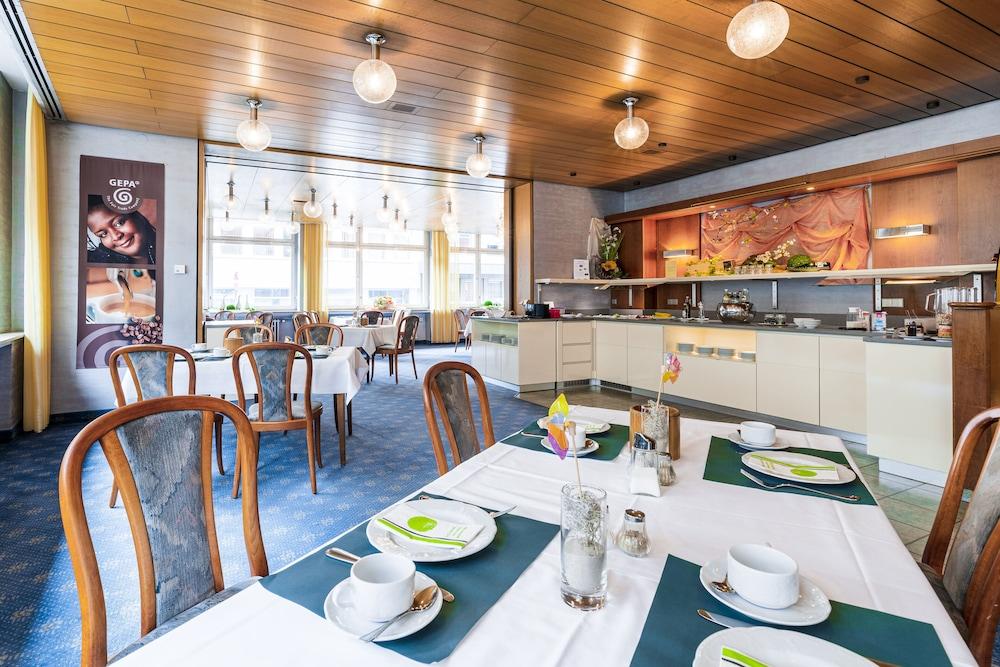 Hotel Wartburg Stuttgart Buitenkant foto