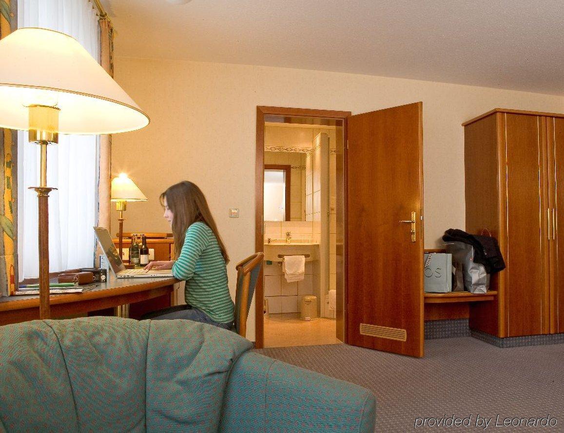Hotel Wartburg Stuttgart Buitenkant foto